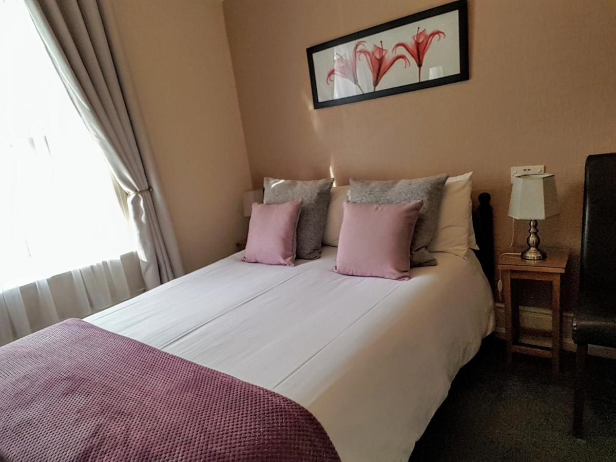 Kingsholm Guest house
